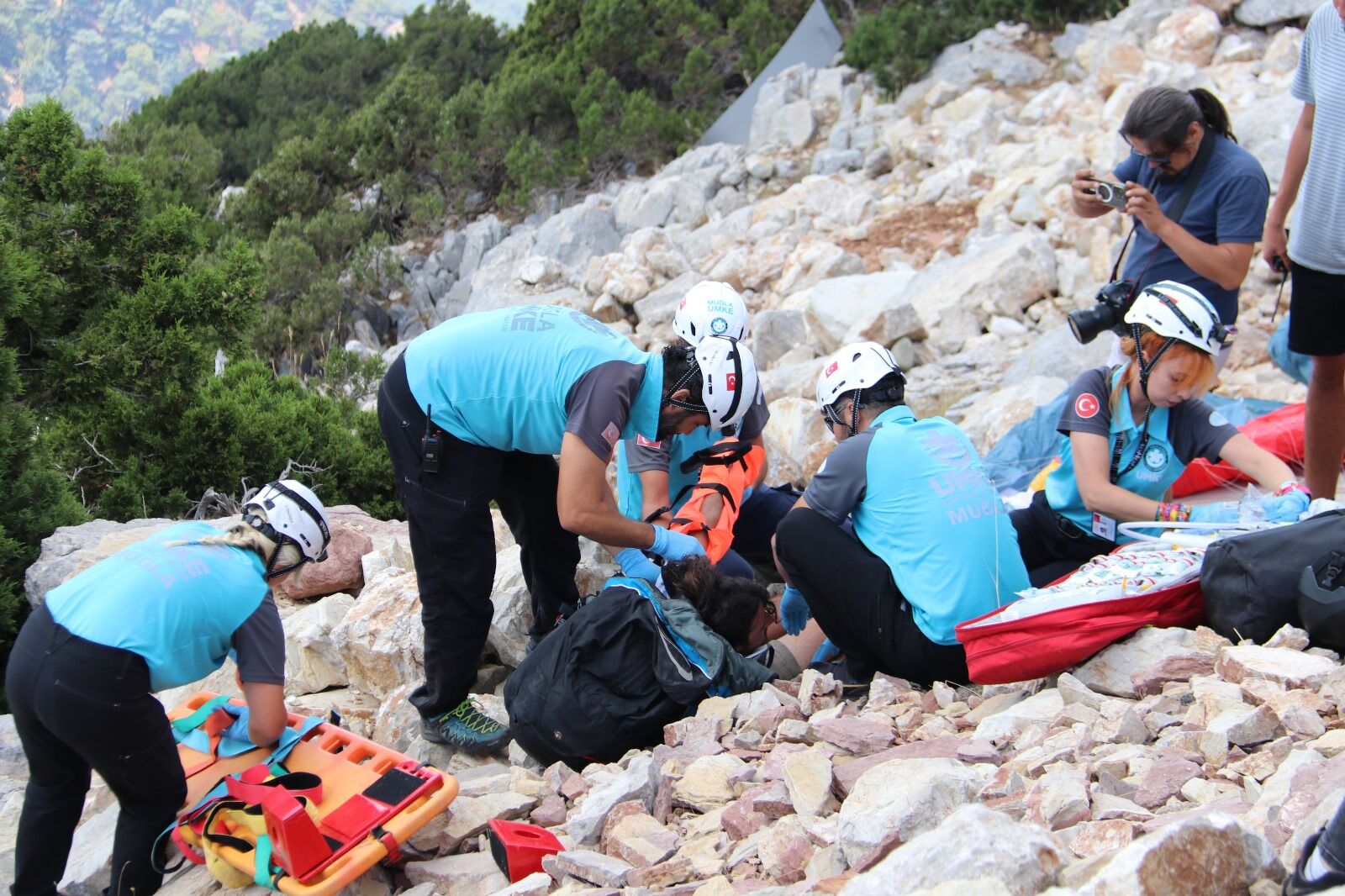 UMKE Ekipleri Babadağ'da Paraşüt Kazası Kurtarma Tatbikatı Gerçekleştirdi