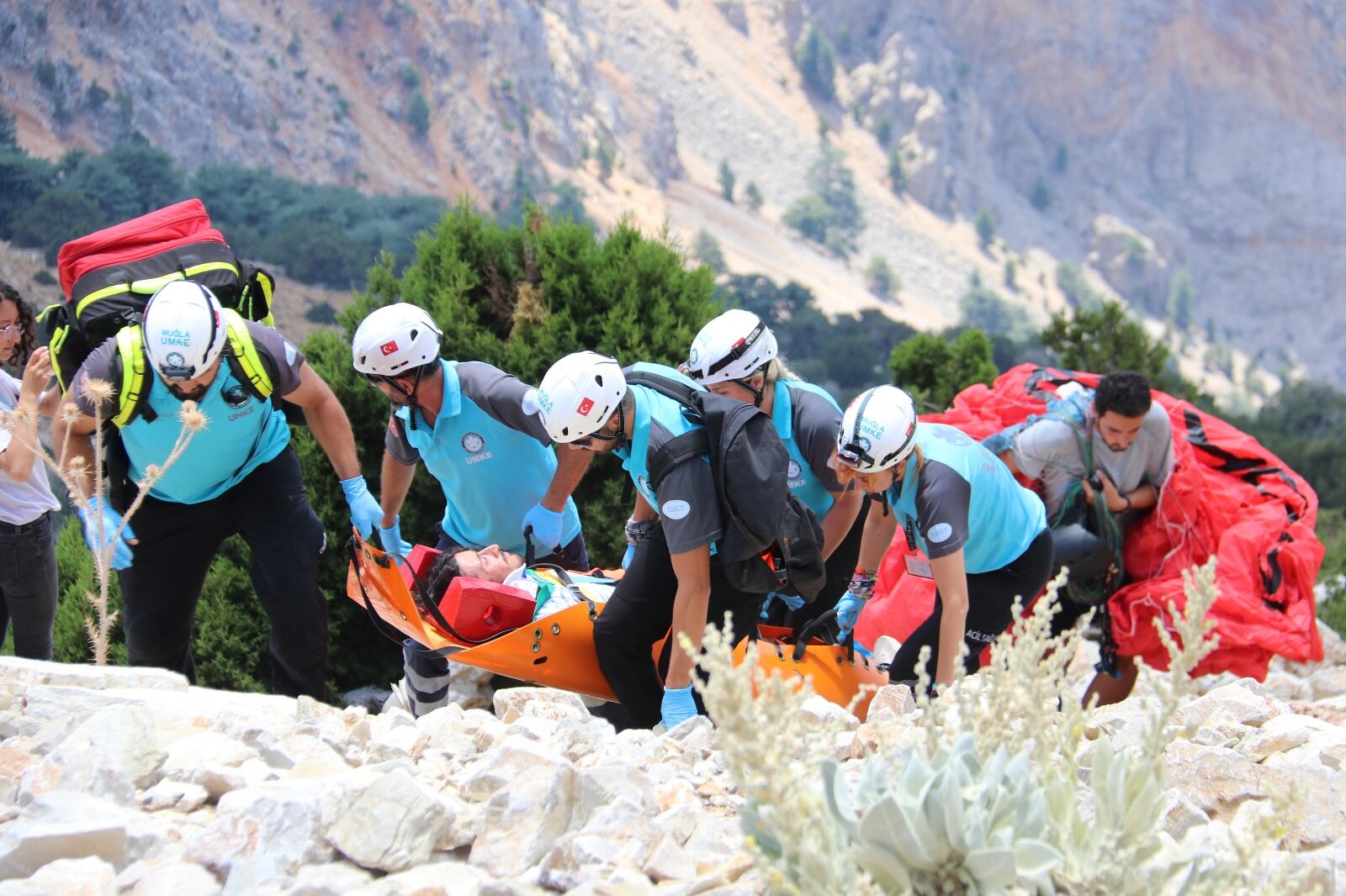 UMKE Ekipleri Babadağ'da Paraşüt Kazası Kurtarma Tatbikatı Gerçekleştirdi