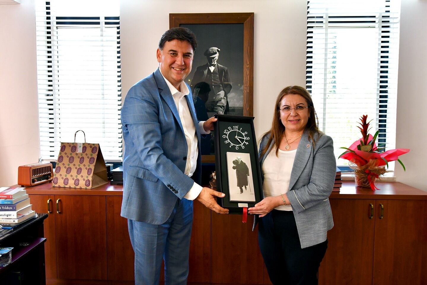 CHP Genel Başkan Yardımcısı Karaca, Fethiye Belediye Başkanı Karaca'yı Ziyaret Etti
