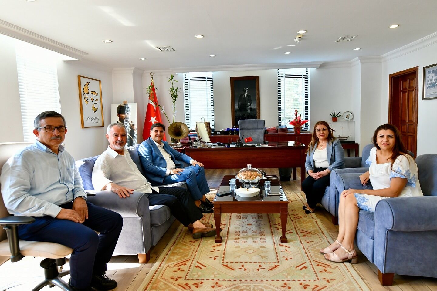 CHP Genel Başkan Yardımcısı Karaca, Fethiye Belediye Başkanı Karaca'yı Ziyaret Etti