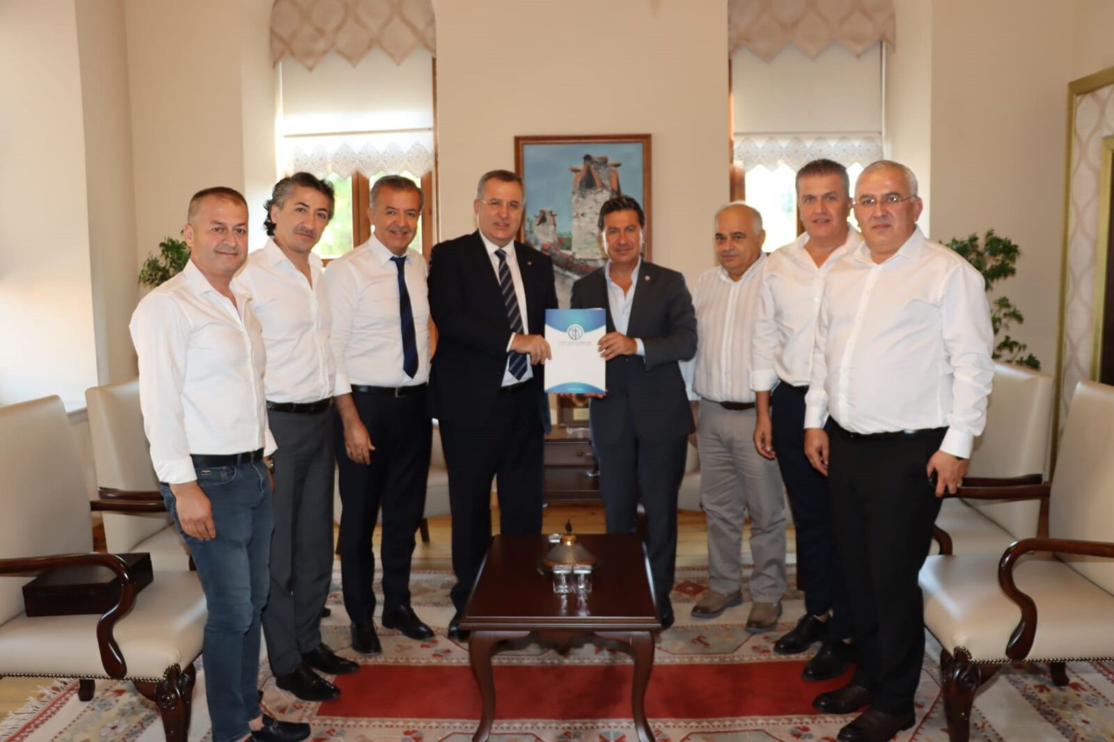 FTSO Yönetimi, Büyükşehir Belediye Başkanı Ahmet Aras’ı Ziyaret Etti