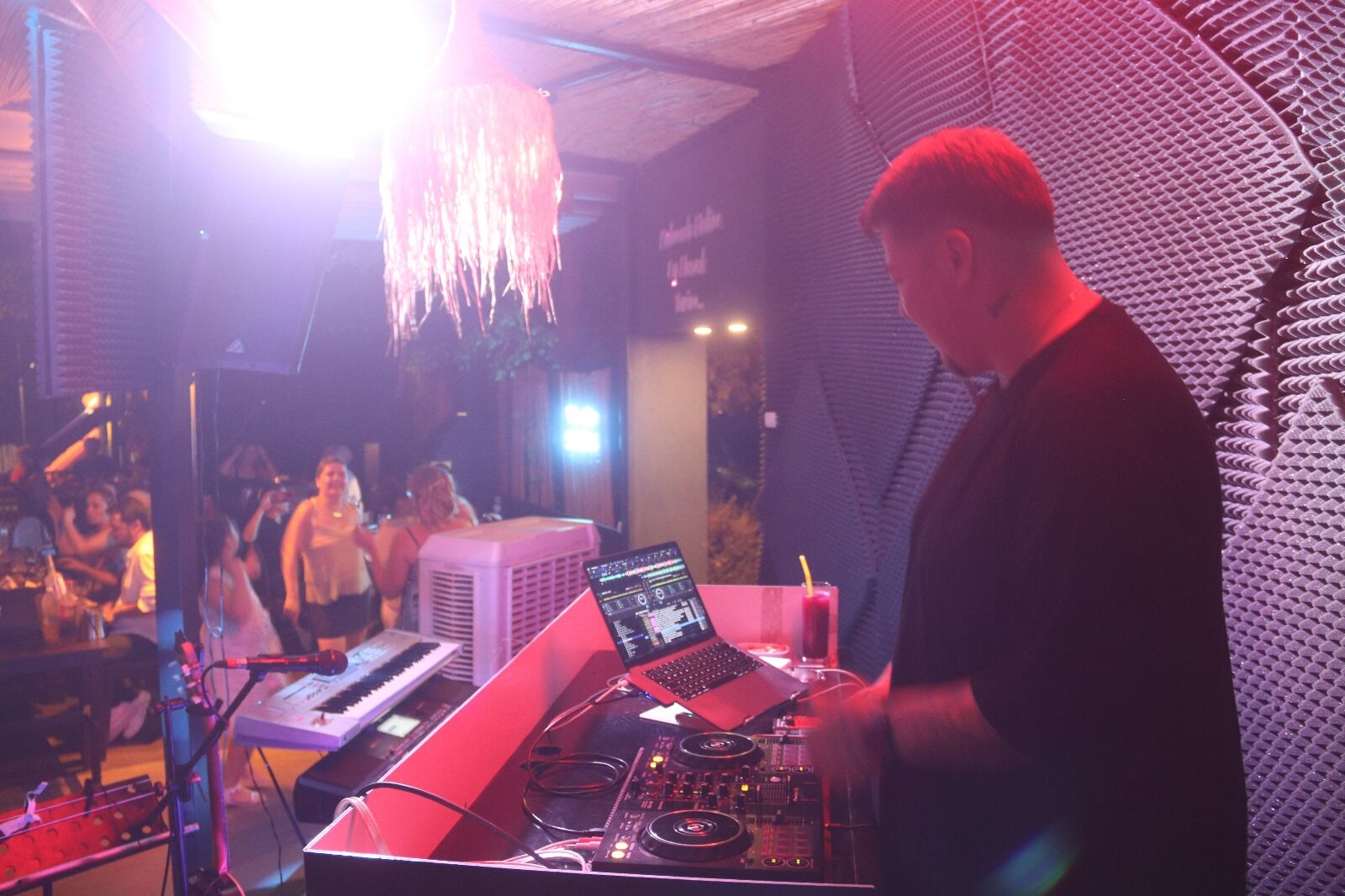 Önallar Fethiye, Her Gece Eğlencenin ve Lezzetin Buluşma Noktası