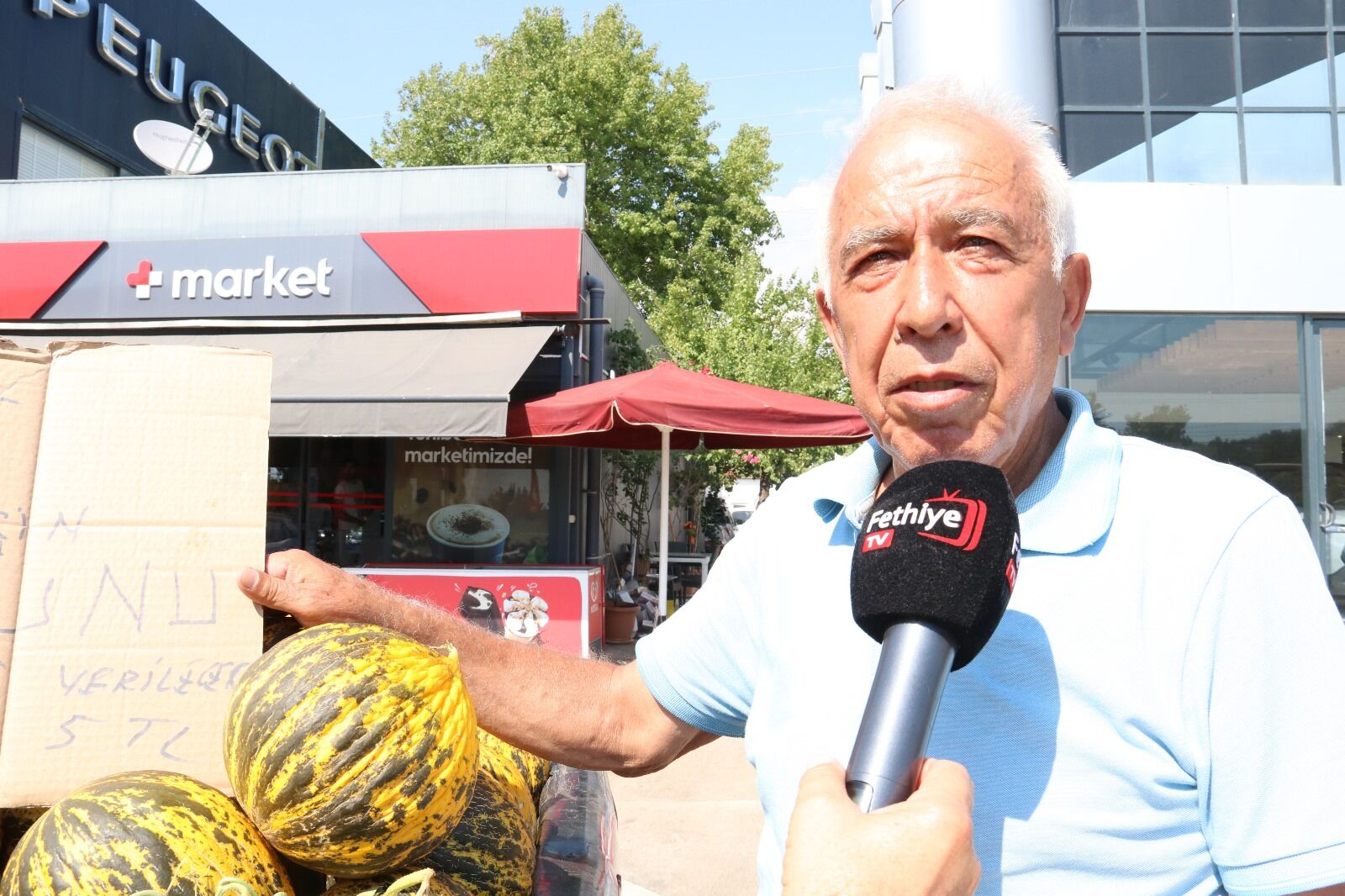 Elde Ettiği Geliri, Tıp Öğrencisine Burs Olarak Verecek
