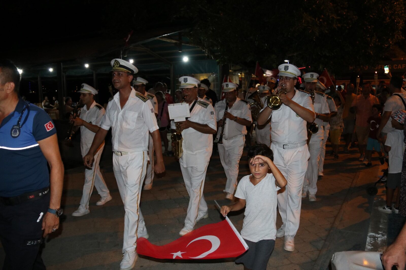Fethiye'de Zafer Alayı Coşkulu Geçti