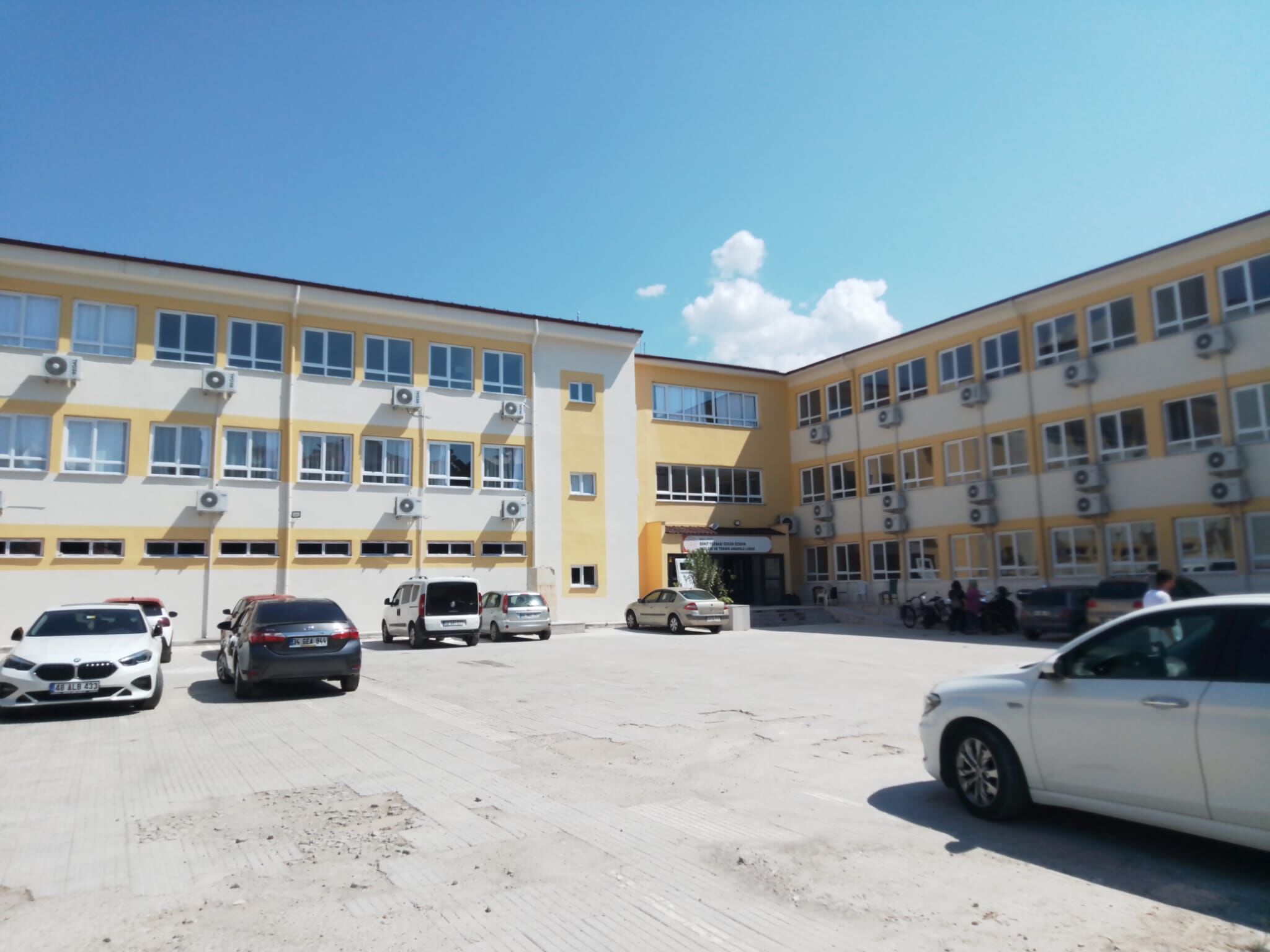 Fethiye'de Güçlendirilen Okulda Yeni Eğitim Öğretime Başlanacak