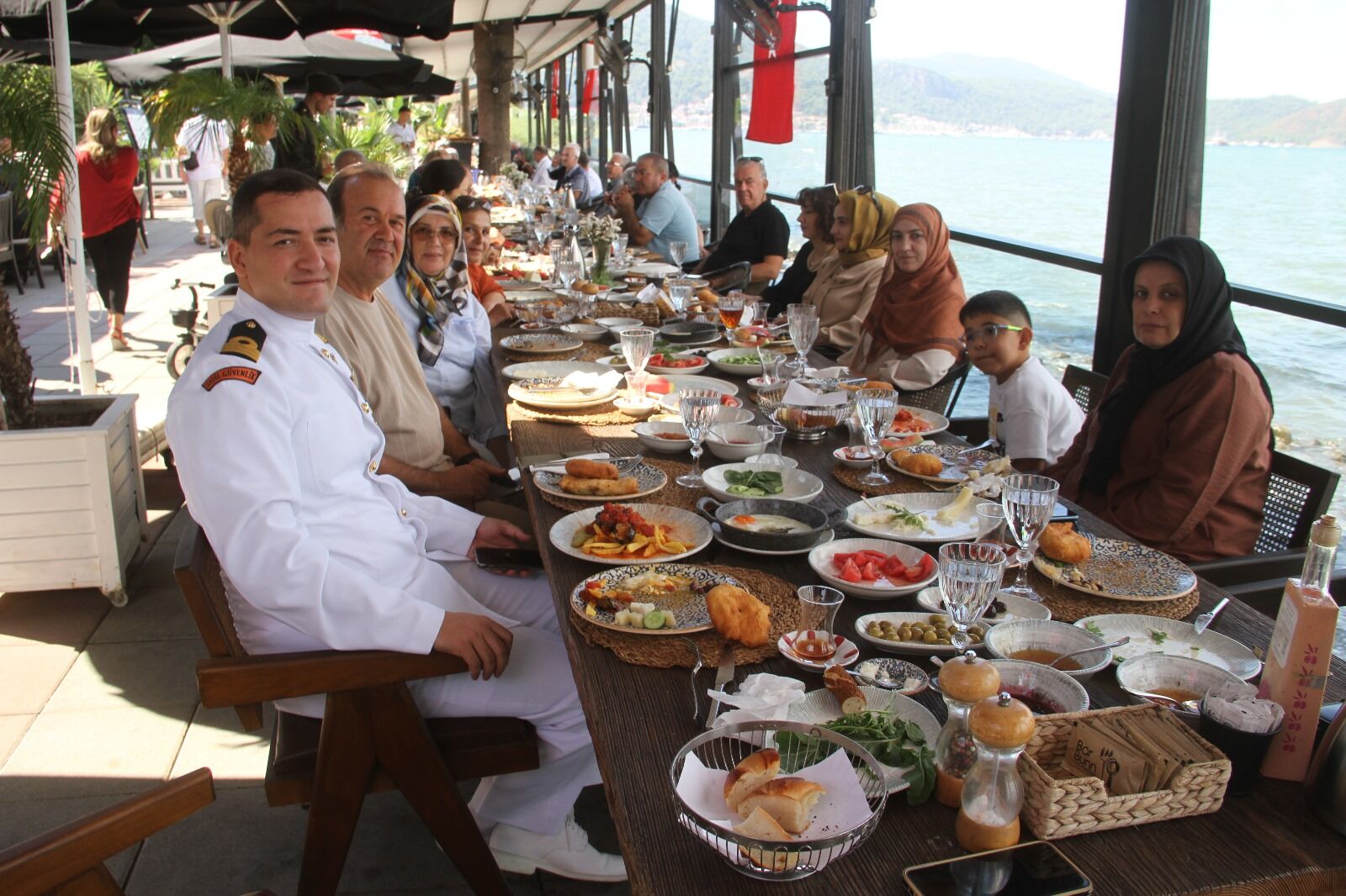 Fethiye'de Kaymakamdan Gazi Ve Şehit Ailelerine Kahvaltı Etkinliği