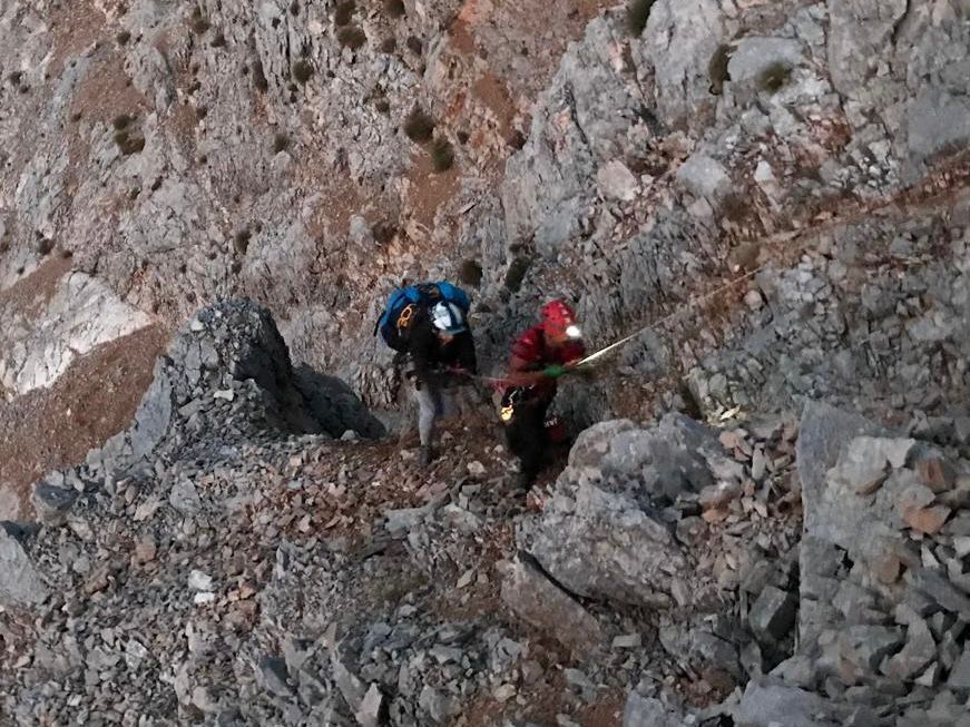 Fethiye’de Dağda Mahsur Kalan Paraşütçü Kurtarıldı
