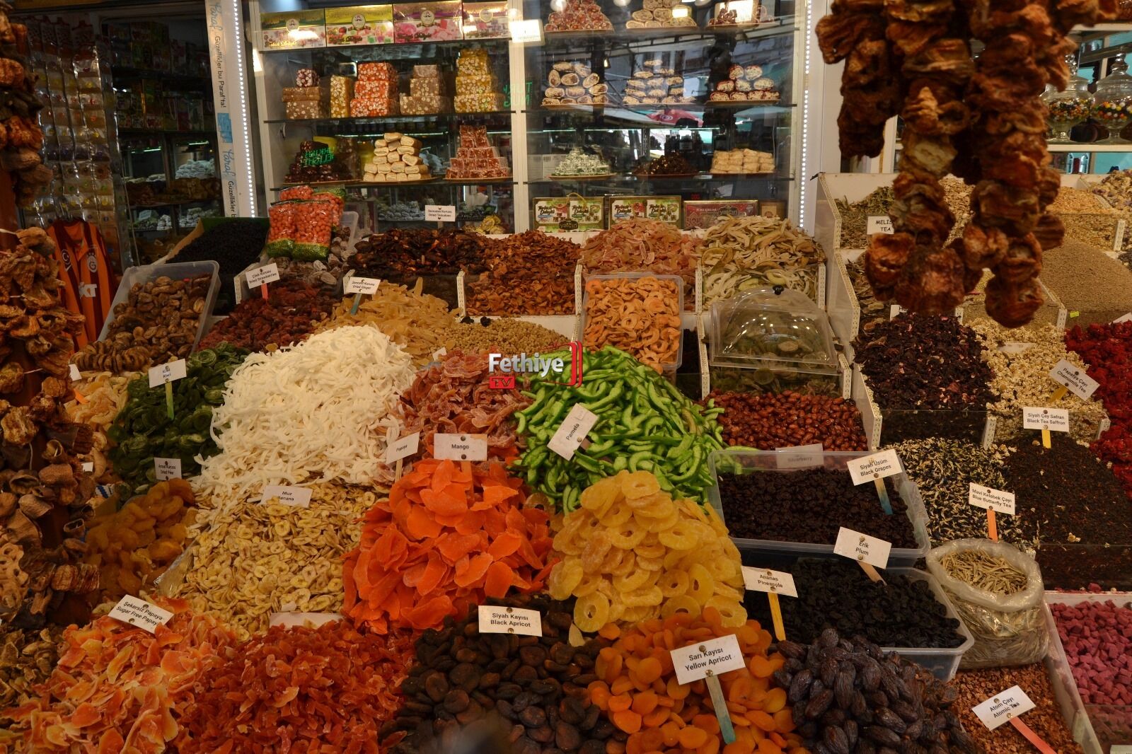 Paspatur Çarşısı’nda Turist Var, Alışveriş Yok
