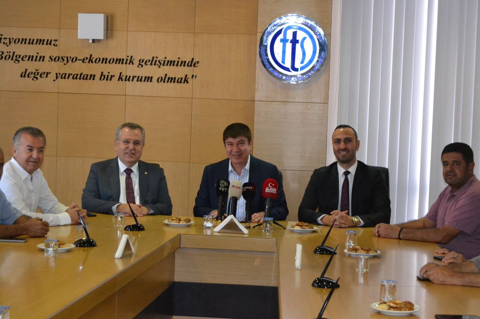 AK Parti’den, Fethiye Ticaret ve Sanayi Odası’na Ziyaret