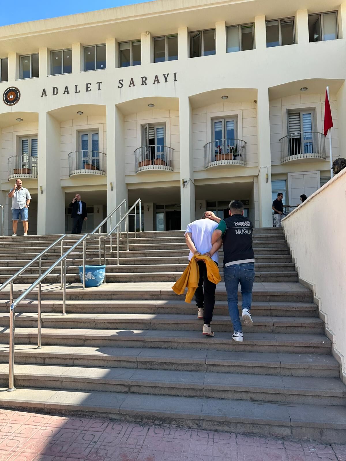 Uyuşturucu ile Mücadele Aralıksız Devam Ediyor