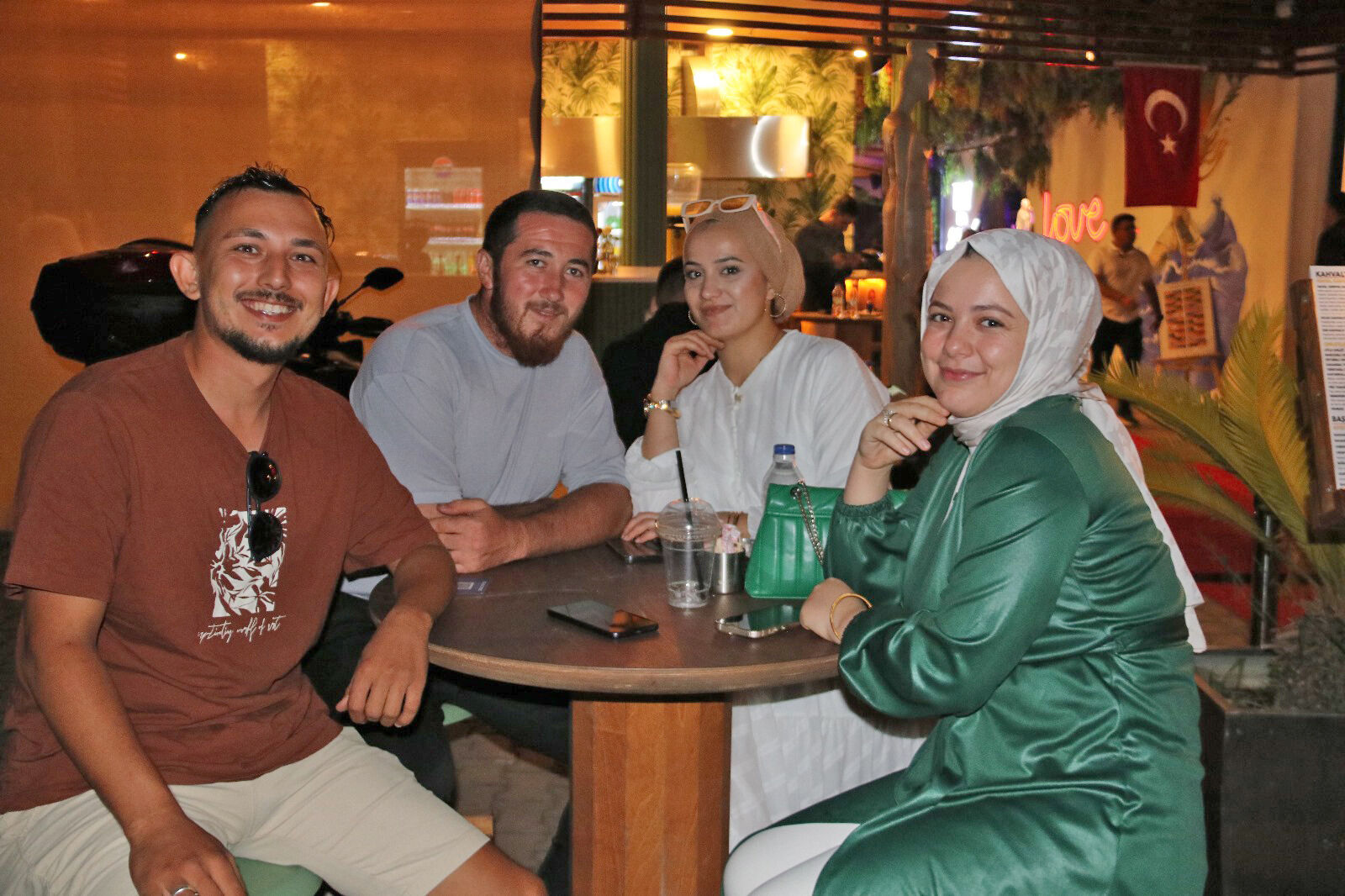 Hayal Kahvesi Fethiye’de Nostalji Rüzgarı!