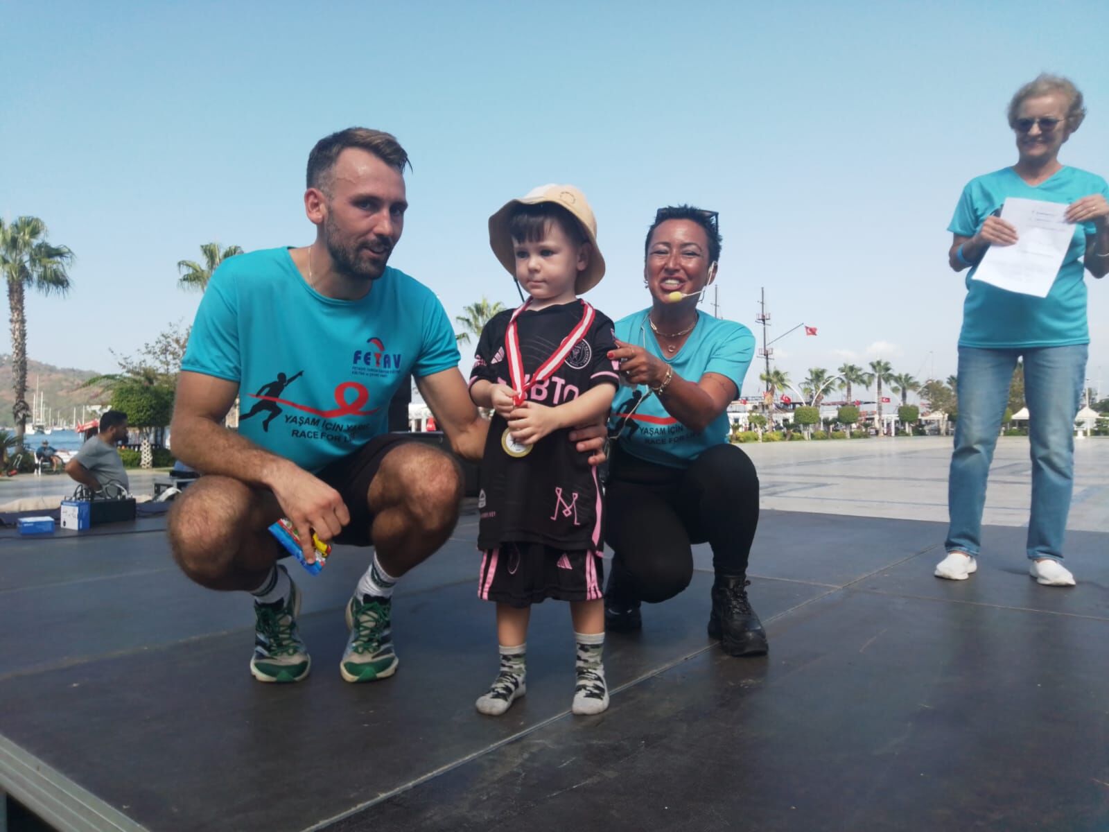 Fethiye'de Kanser Hastaları İçin Koştular