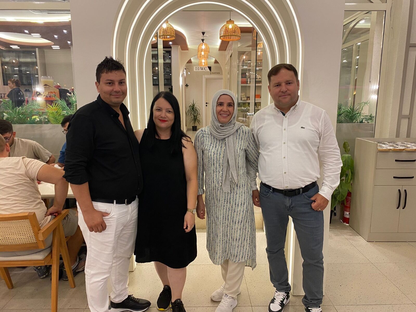 Myra Çikolata Evim Taşyaka Ve Çarşı Şubesiyle Fark Yaratıyor