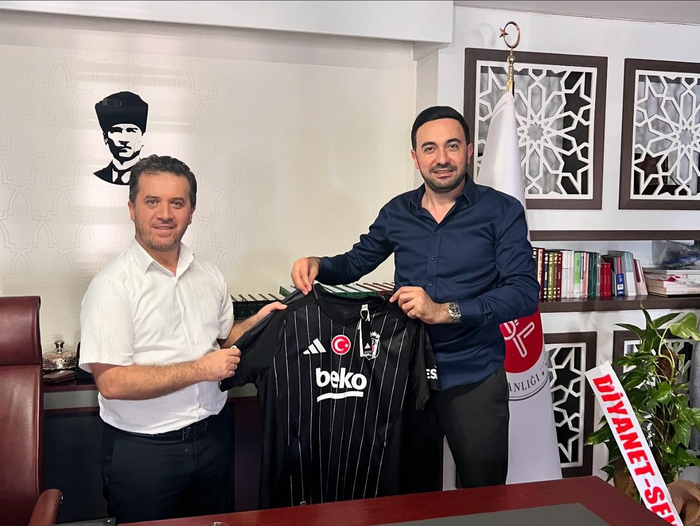Beşiktaş Taraftarlar Derneği’nden Müftü Doğru’ya ‘Hayırlı Olsun’ Ziyareti