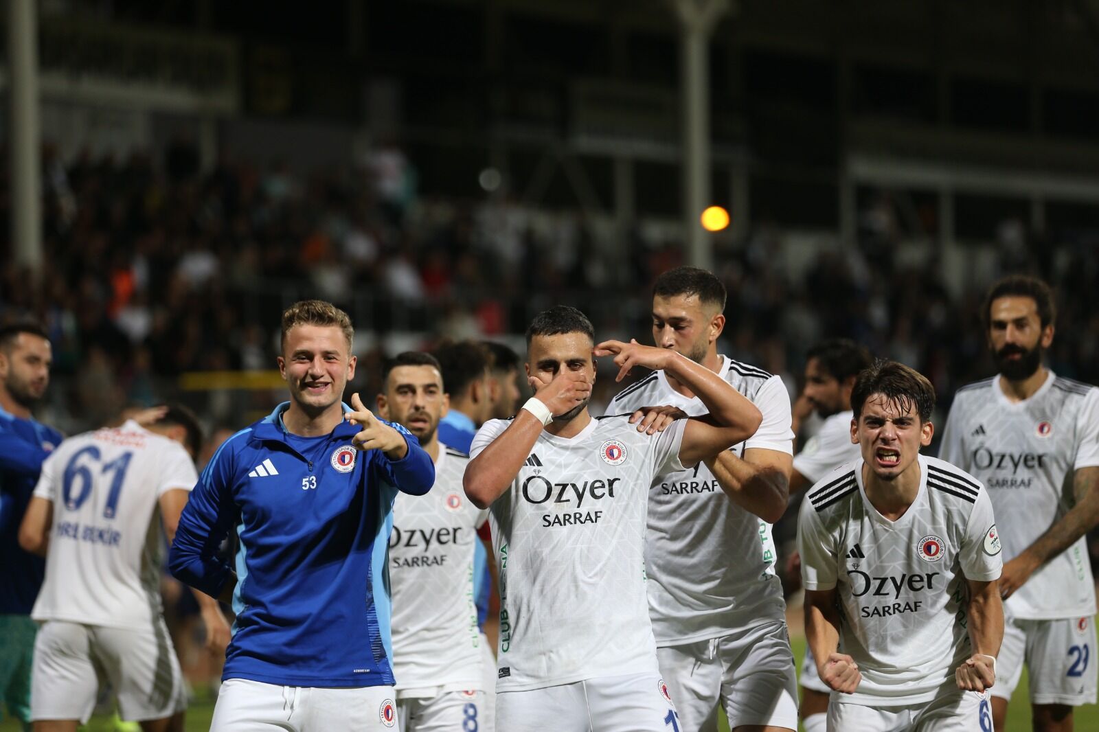 Fethiyespor’a Acılı Adana; 1-2