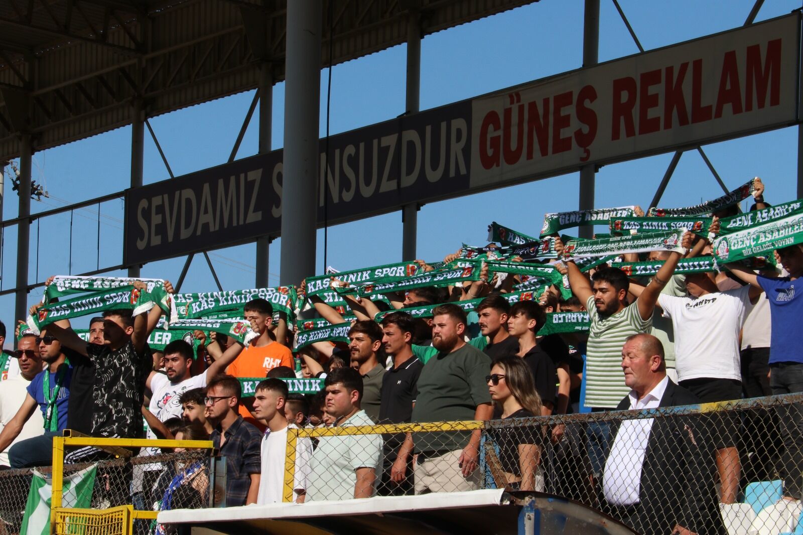 Eskişehirspor, Kaş Kınıkspor’u 3-0 Yendi