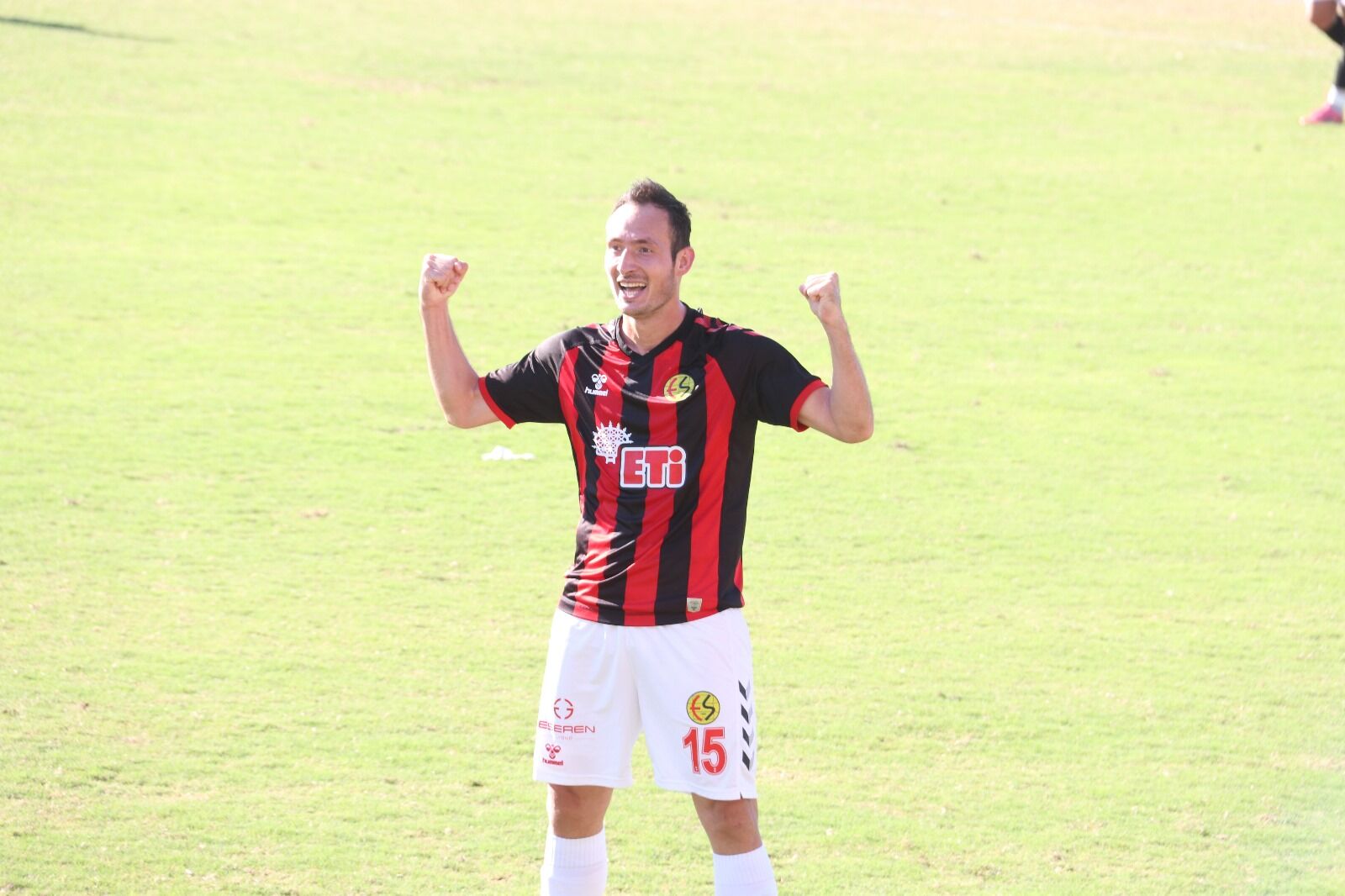 Eskişehirspor, Kaş Kınıkspor’u 3-0 Yendi
