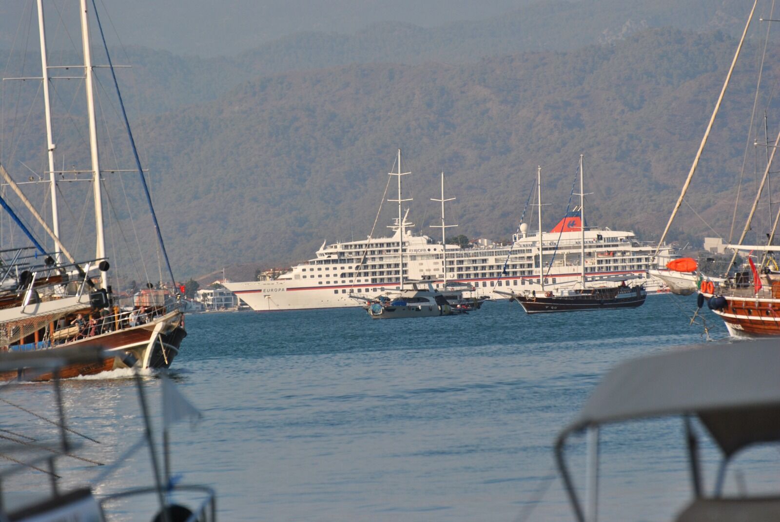 Dev Gemi Fethiye İskelesine Yanaşamadı