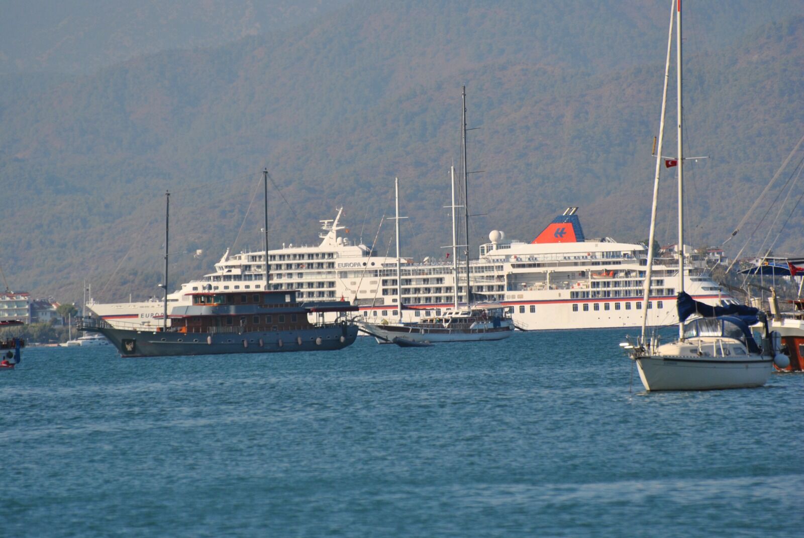 Dev Gemi Fethiye İskelesine Yanaşamadı
