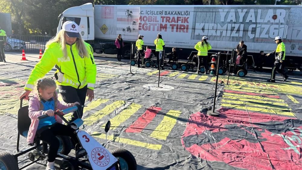 Mobil Trafik Eğitim Tırı 9 Kasım'da Fethiye'de