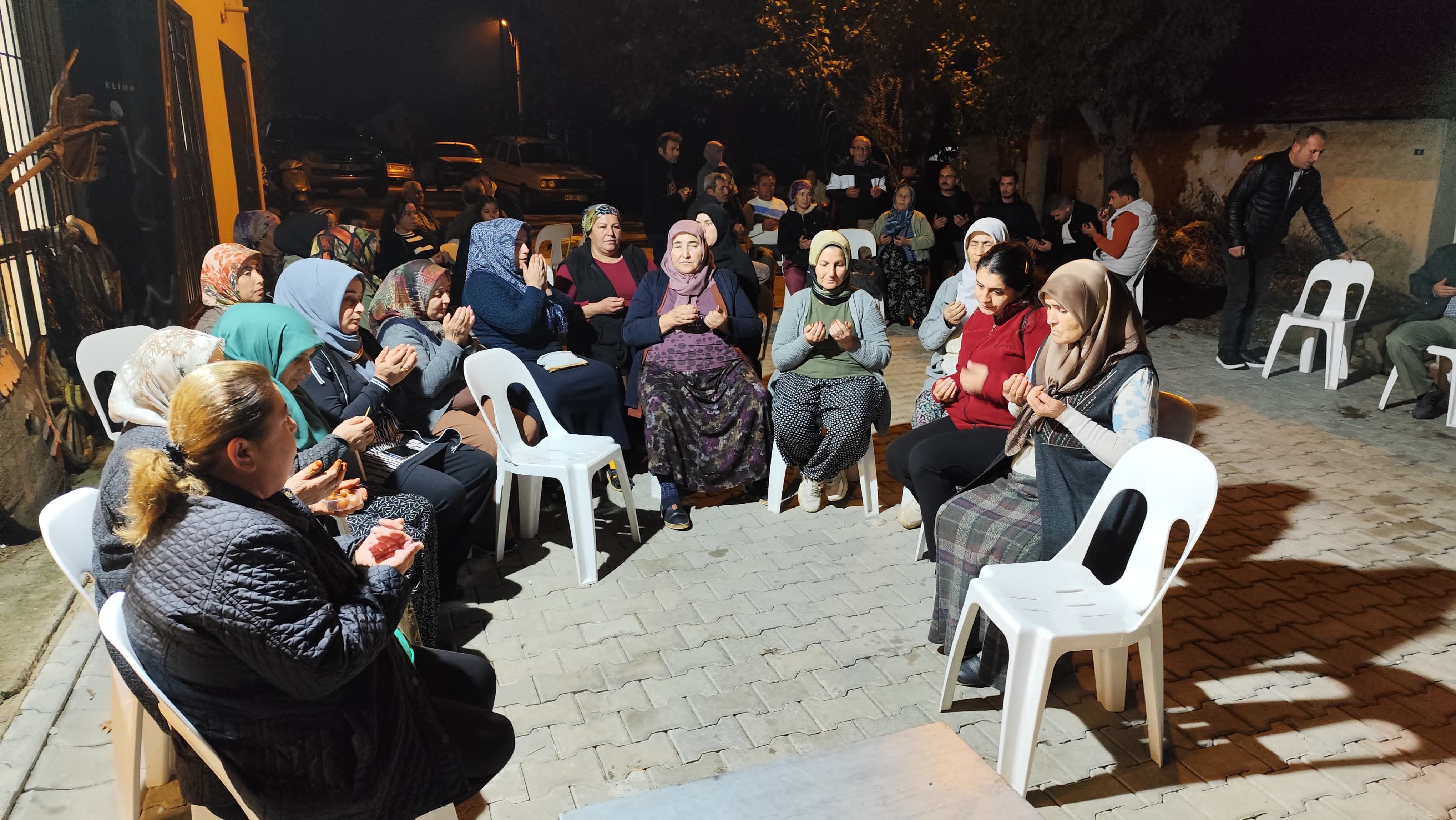 Hamza Özkaraca Anısına Lokma Dağıtımı ve Mevlid Etkinliği Düzenlendi