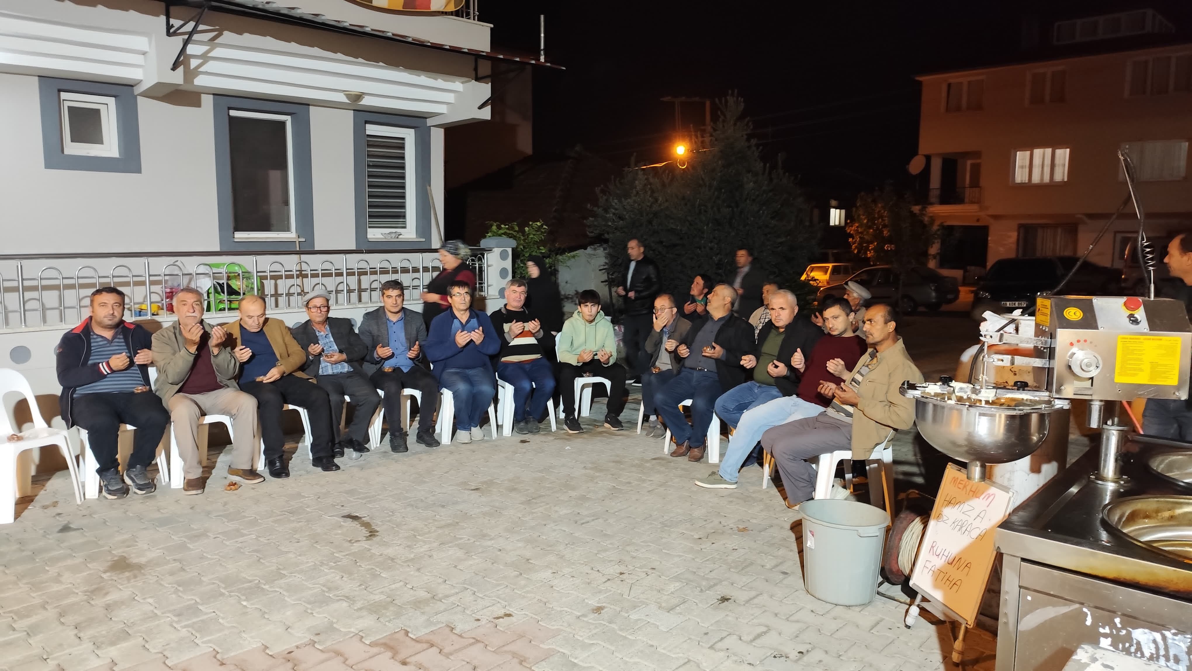 Hamza Özkaraca Anısına Lokma Dağıtımı ve Mevlid Etkinliği Düzenlendi