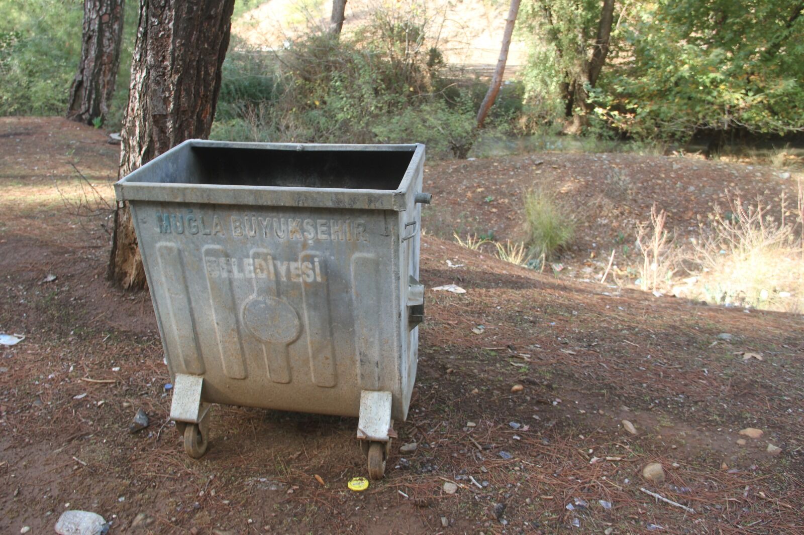Doğal Güzellik Çöp Yığınına Kurban Gidiyor