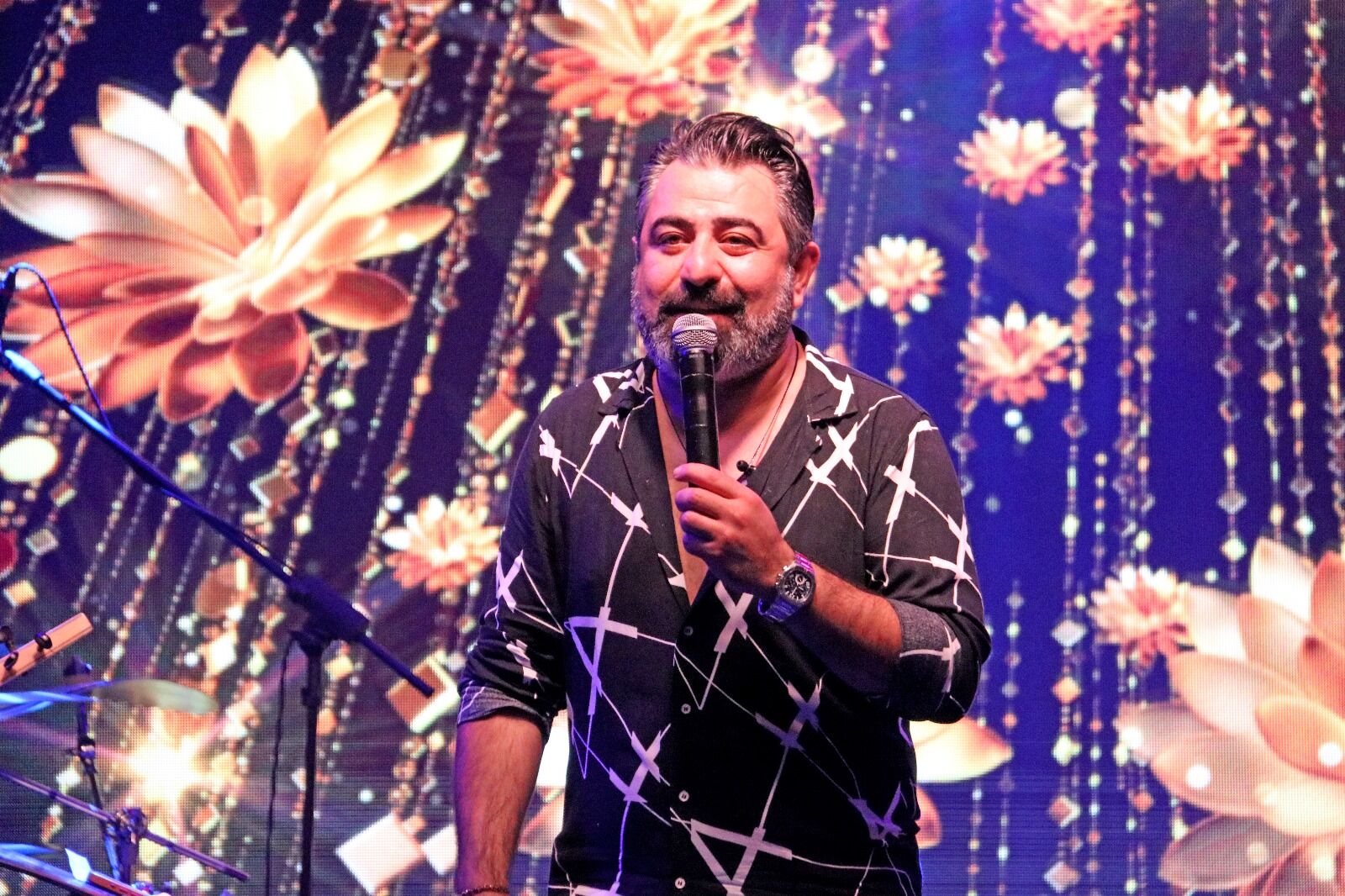 Barbunn Fethiye'de Yenilenen Kış Konseptiyle Eğlence Dolu Gece