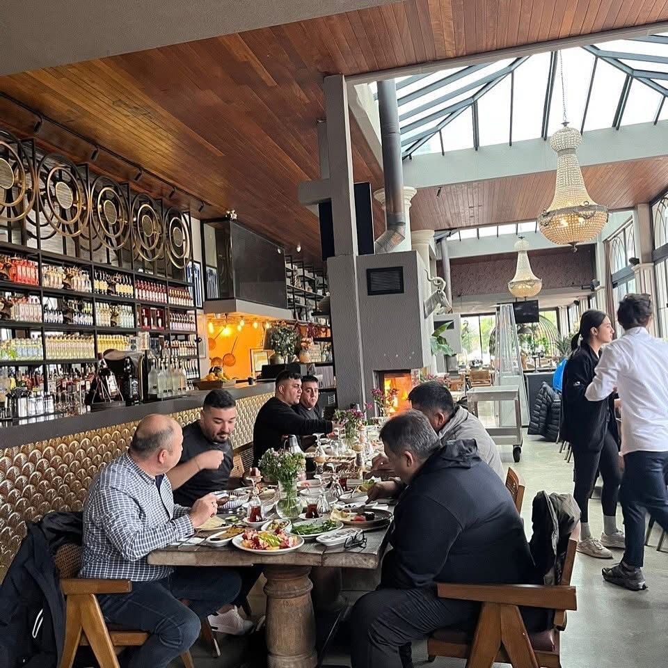 Seydikemerspor, BarBunn Bistro’da Moral Kahvaltısı Yaptı