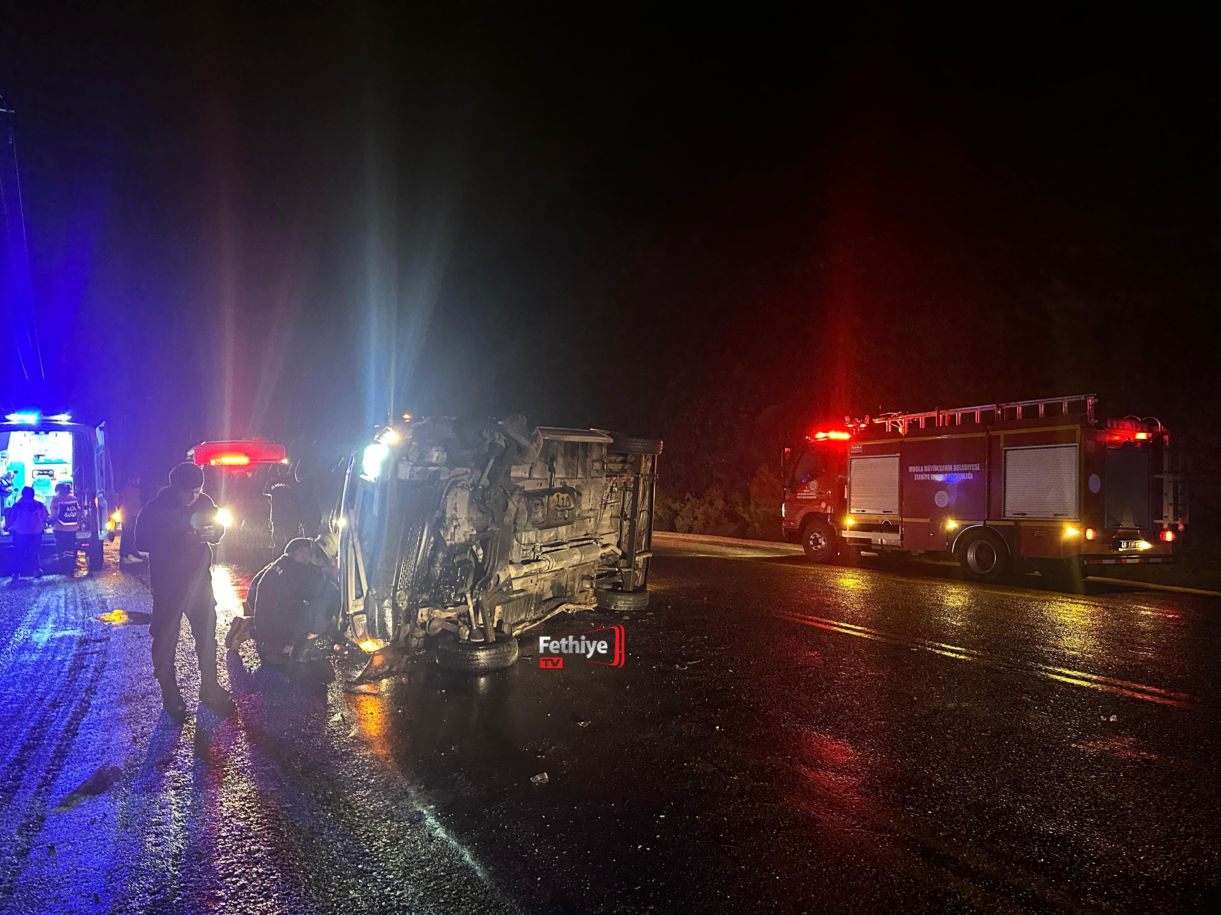 Fethiye'de Devrilen Minibüsün Sürücüsü Hayatını Kaybetti