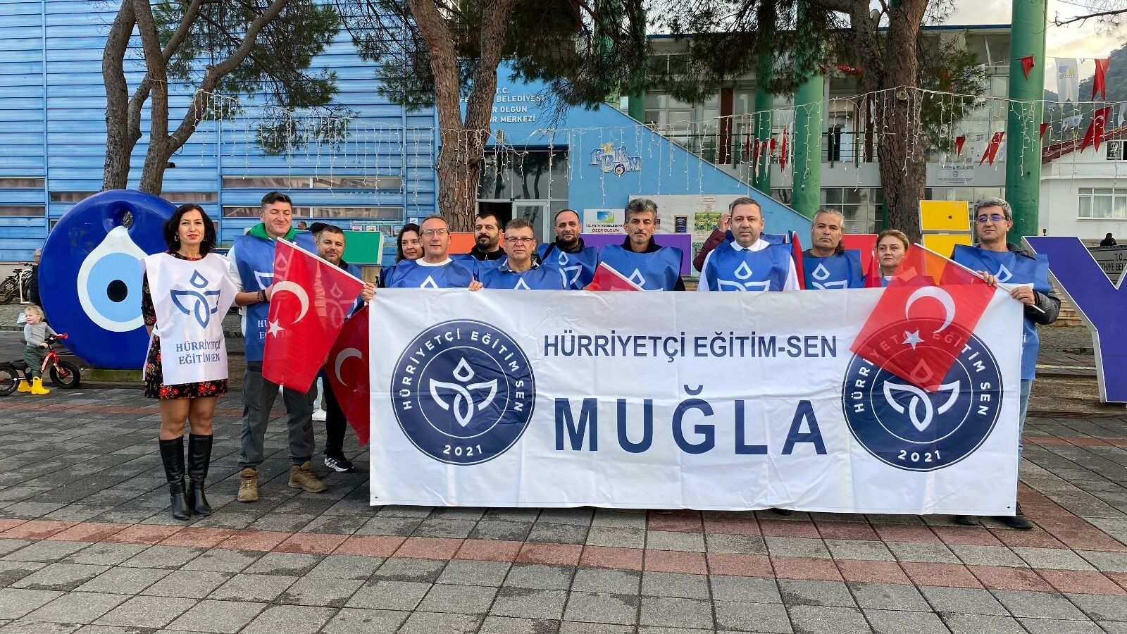 Fethiye’de Hürriyetçi Eğitim-Sen’den Memur Zammı Ve Refah Payı Talebi