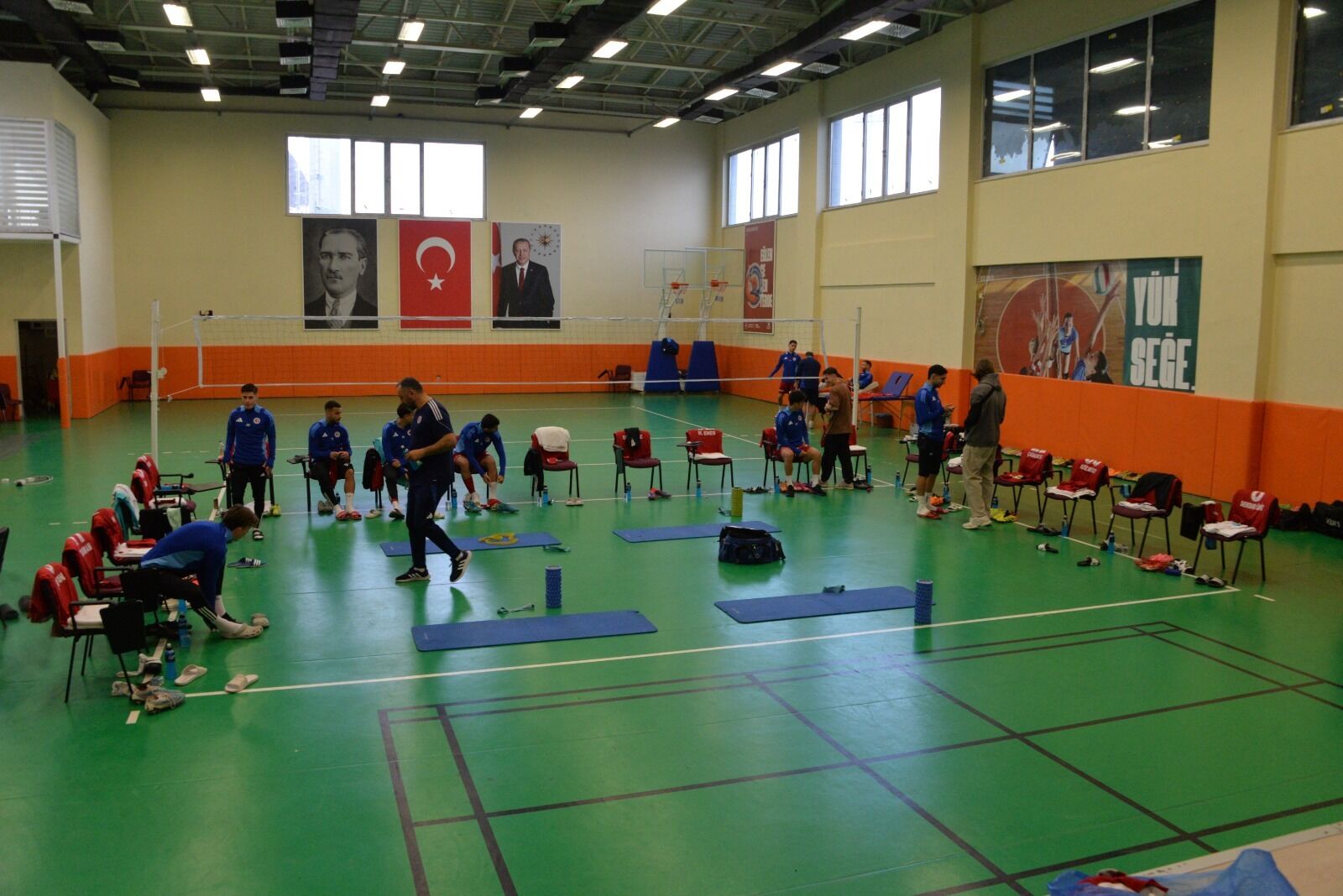 Fethiyespor’da 7 Aydır Yıkılamayan Tribün Sorunu Devam Ediyor