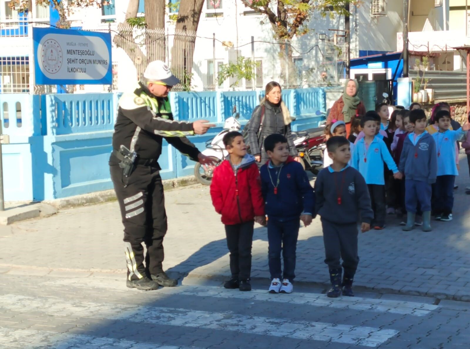 Fethiye'de Öğrencilere Trafik Güvenliği Eğitimi Verildi