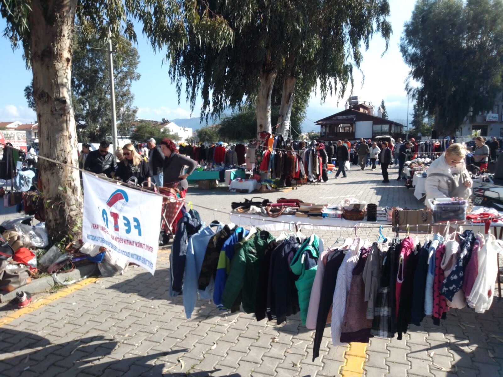 Çalış Plajı İkinci El Pazarına Yoğun İlgi Oldu