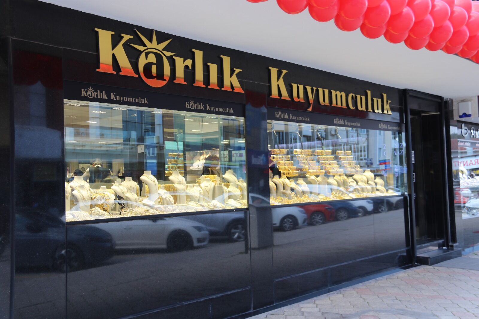 Karlık Kuyumculuk’tan Sevgililer Günü Fırsatları