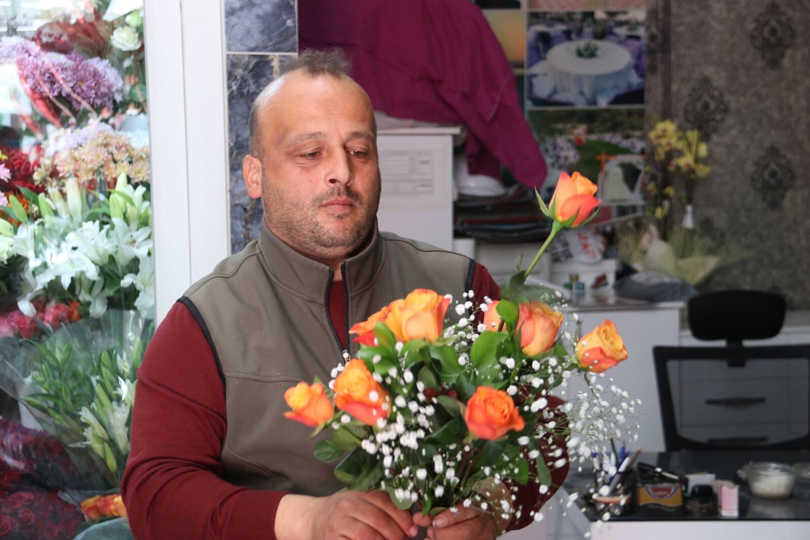 Fethiye’de Çiçekçiler Sevgililer Günü İçin Hazır!