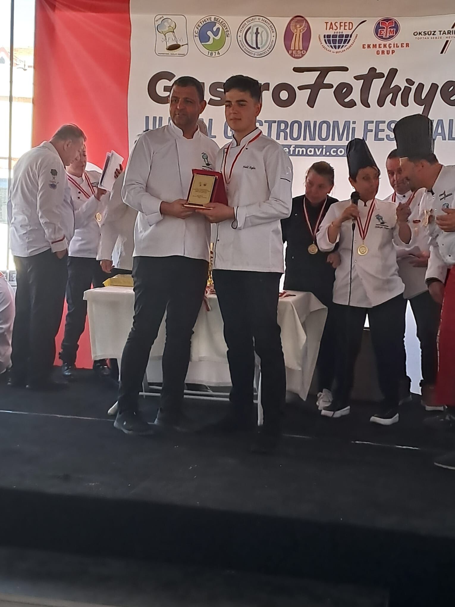 Şehit Yüzbaşı Özgür Özekin Lisesi, Gastro Fethiye’den Madalyalarla Döndü
