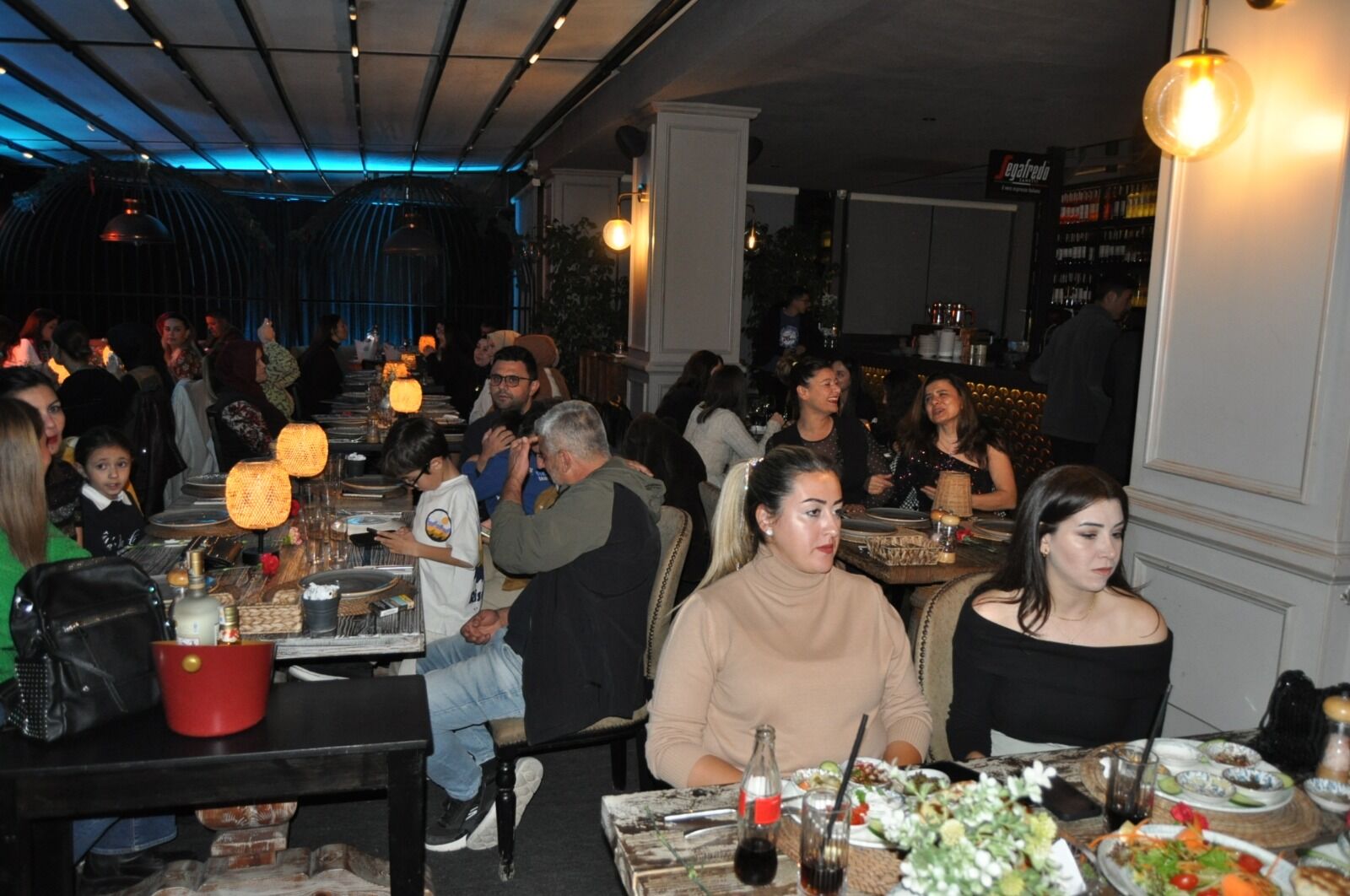 Barbun Bistro'da Kadınlara Özel Kutlama