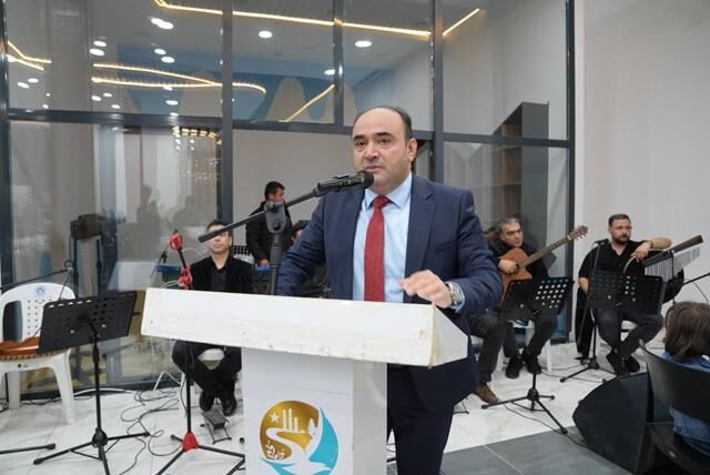 Başkan Akdenizli, İftarını Muhtarlarla Yaptı