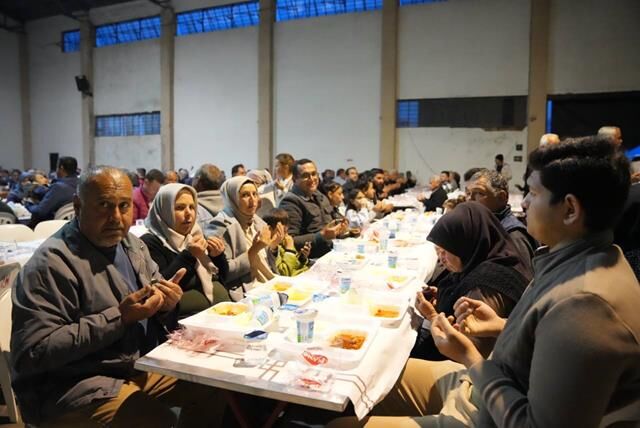 Başkan Akdenizli, İftarını Kadıköy Mahallesi’nde Vatandaşlarla Yaptı