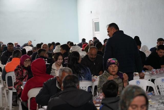 Başkan Akdenizli, İftarını Seki Mahallesi’nde Vatandaşlarla Yaptı