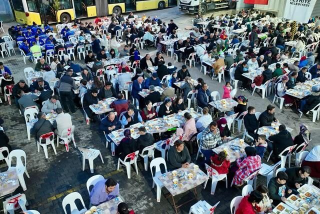 Başkan Karaca, Belediye Personeli İle İftarda Buluştu