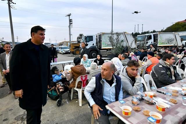 Başkan Karaca, Belediye Personeli İle İftarda Buluştu