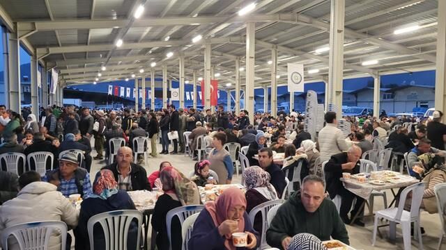 Karaçulha Toptancı Hali’nde İftar Buluşması