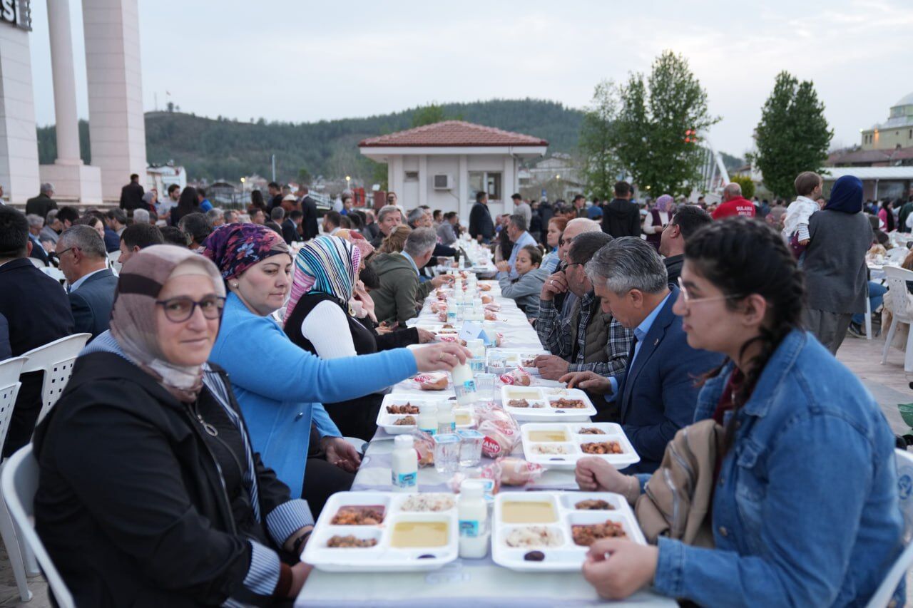 Seydikemer Belediyesinden Kadir Gecesine Özel İftar Programı