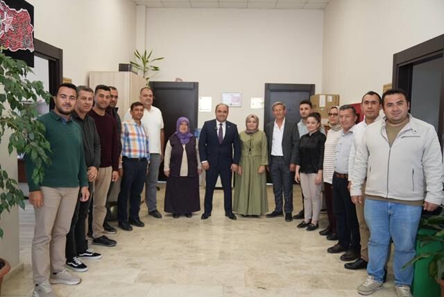 Başkan Akdenizli, Belediye Personeli İle Bayramlaştı