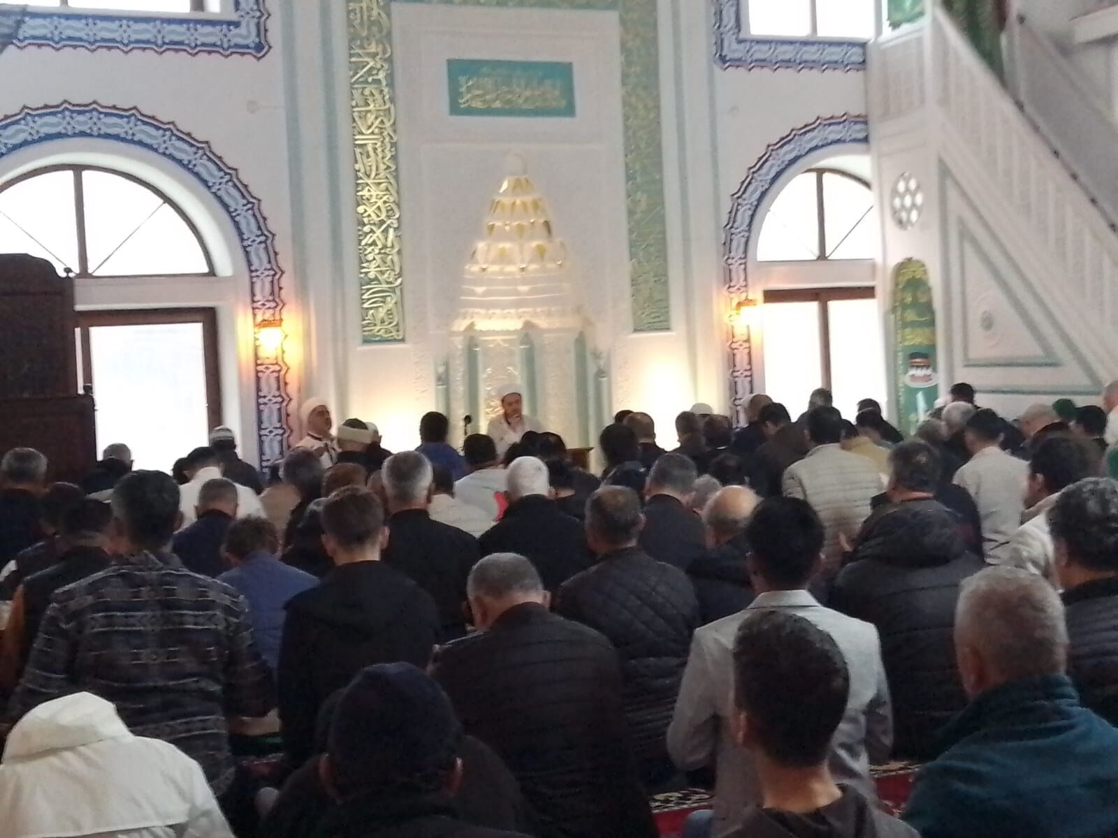 Fethiye'de Bayramlaşma Camilerde Başladı
