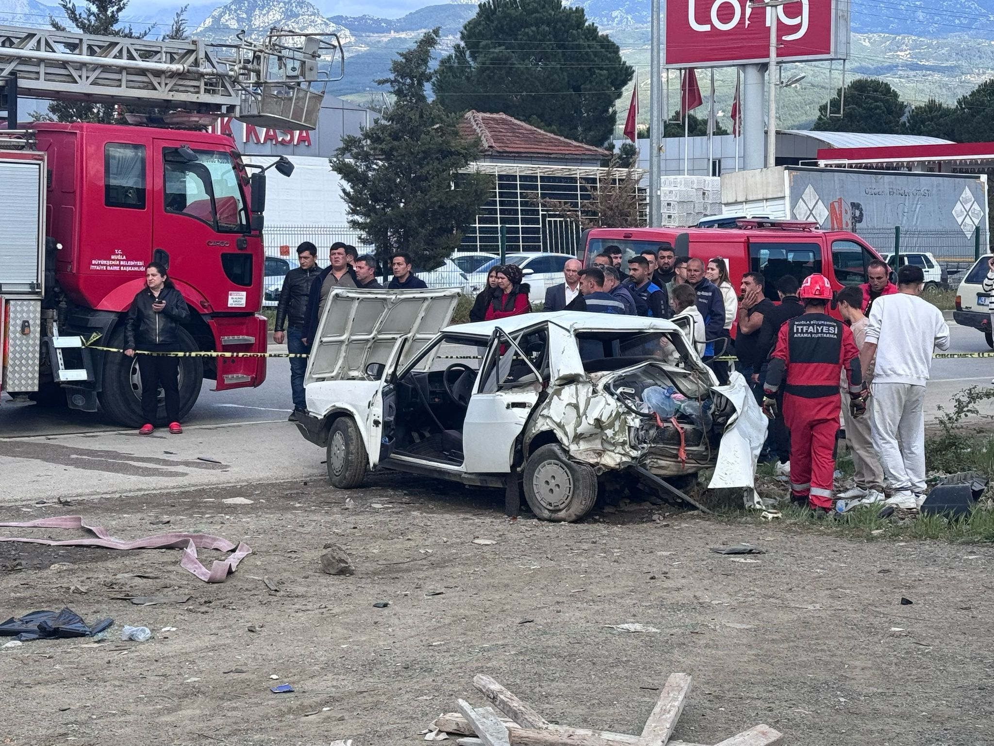 Seydikemer’de Feci Kaza: 3 Ölü, 3 Ağır Yaralı