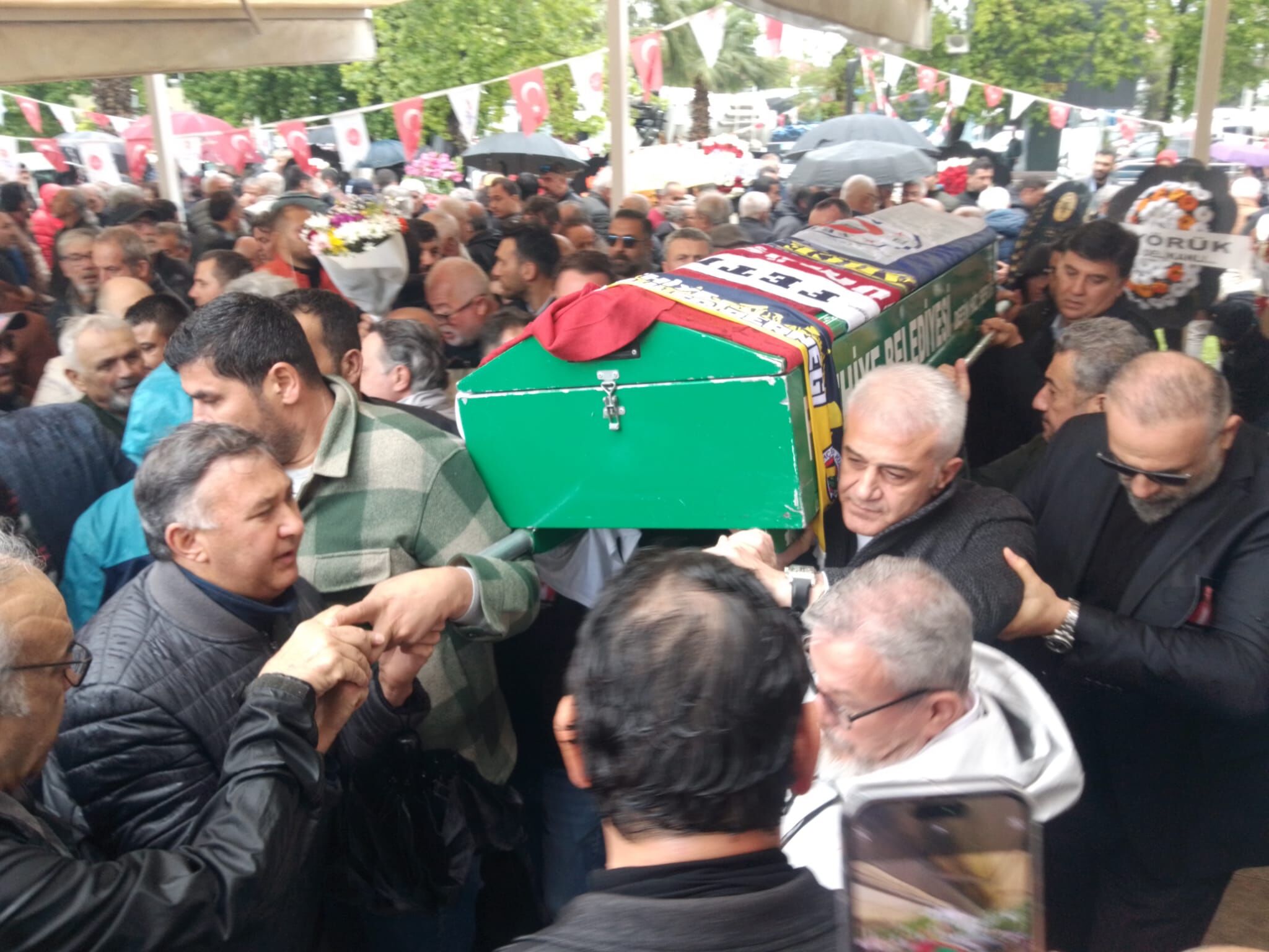 Aytekin Aras Son Yolculuğuna Dualarla Uğurlandı