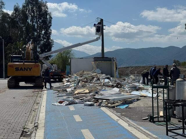 Çalış Su Ürünleri Kooperatifi Yıkıldı